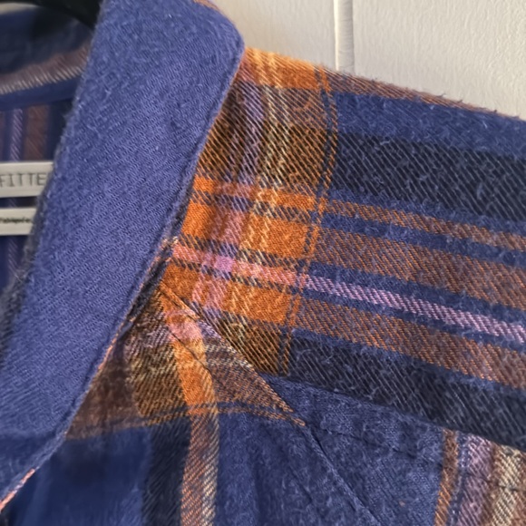 Urban Outfitters Plaid Flannel Button Down Top Size L - Picture 4 of 14